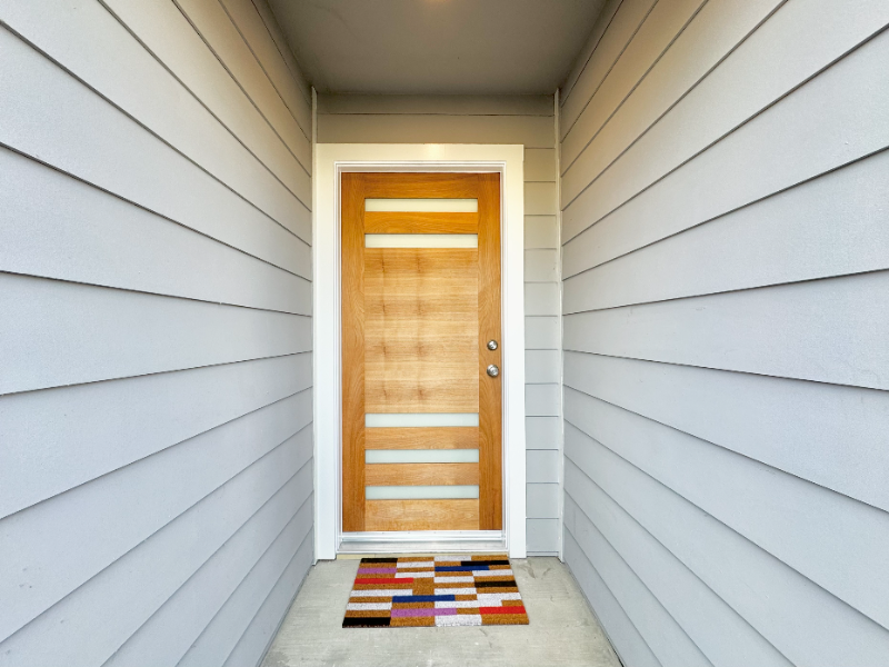 1362 Advent Ave - Photo 3 of 20
