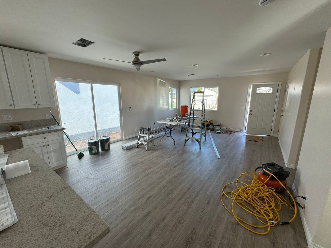 2215 Ridge View Dr - Photo 3 of 23