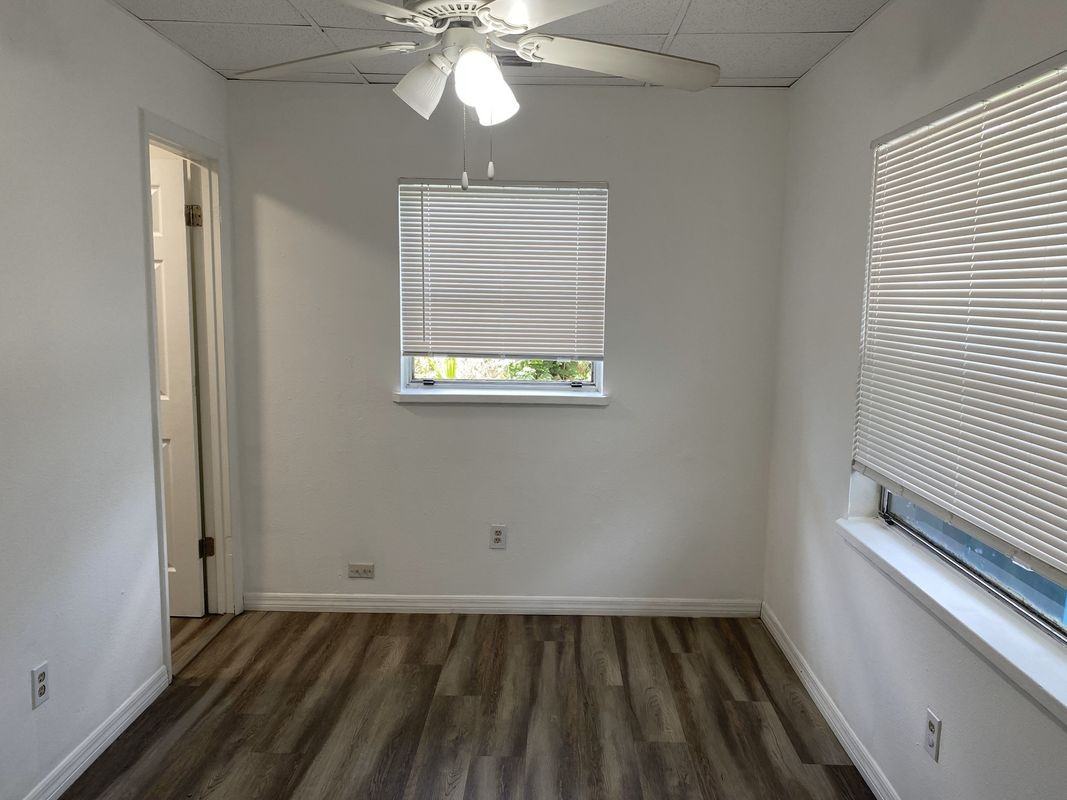 3109 E Jefferson St - Photo 7 of 10