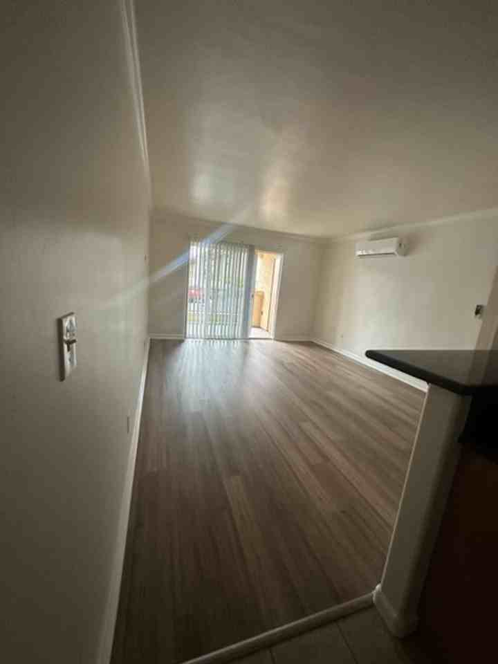 Loma Village Apartments - Photo 6 of 22