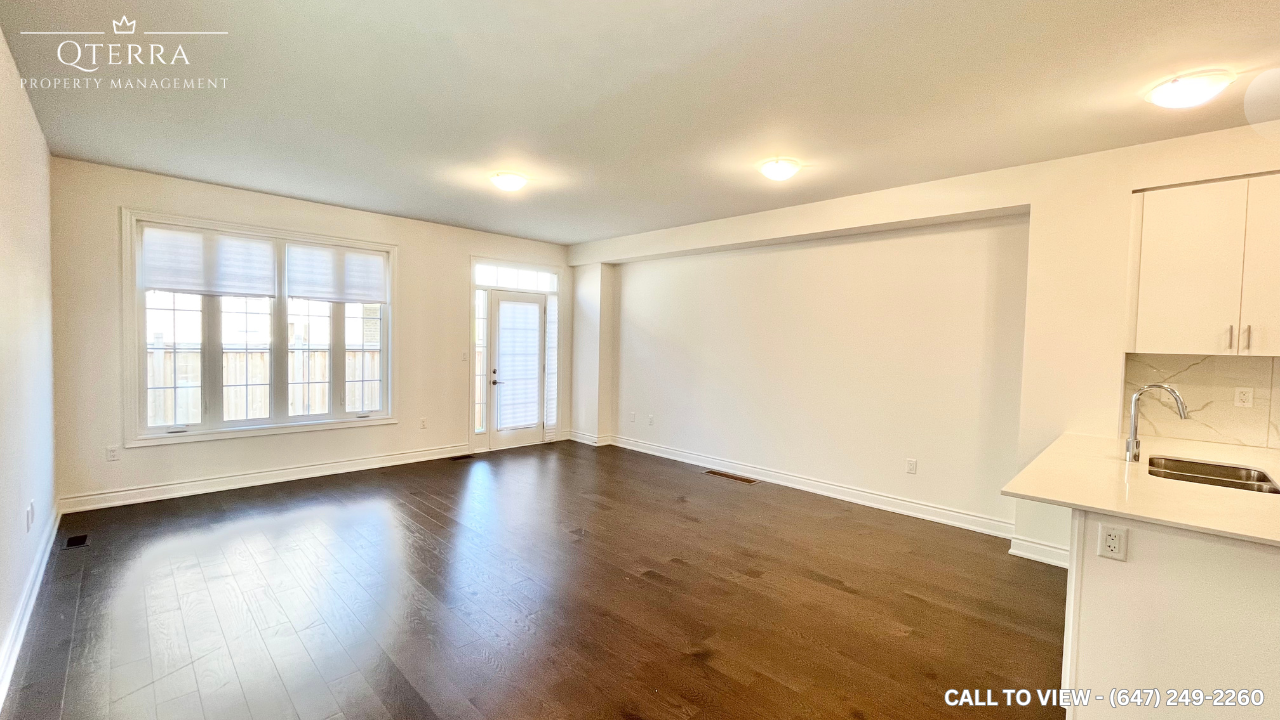 11 Terrain Ct, East Gwillimbury, Ontario L9N 0T2 - Photo 3 of 15