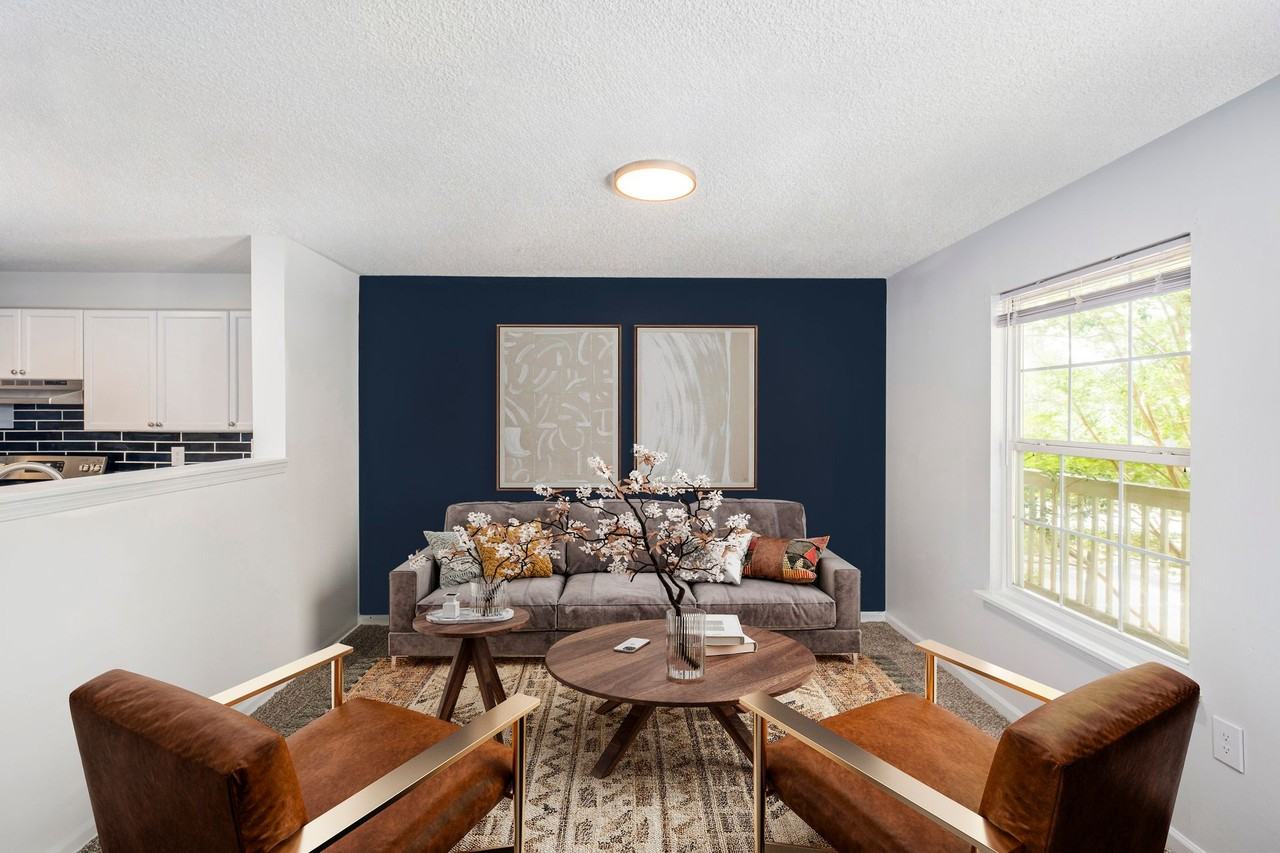 Carlson Bay Luxury Apartments - Photo 5 of 41