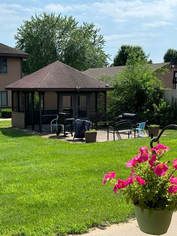 Hamilton Street Apartments - Photo 2 of 21