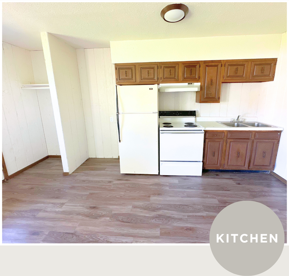 Sheldon 40 - Photo 3 of 10