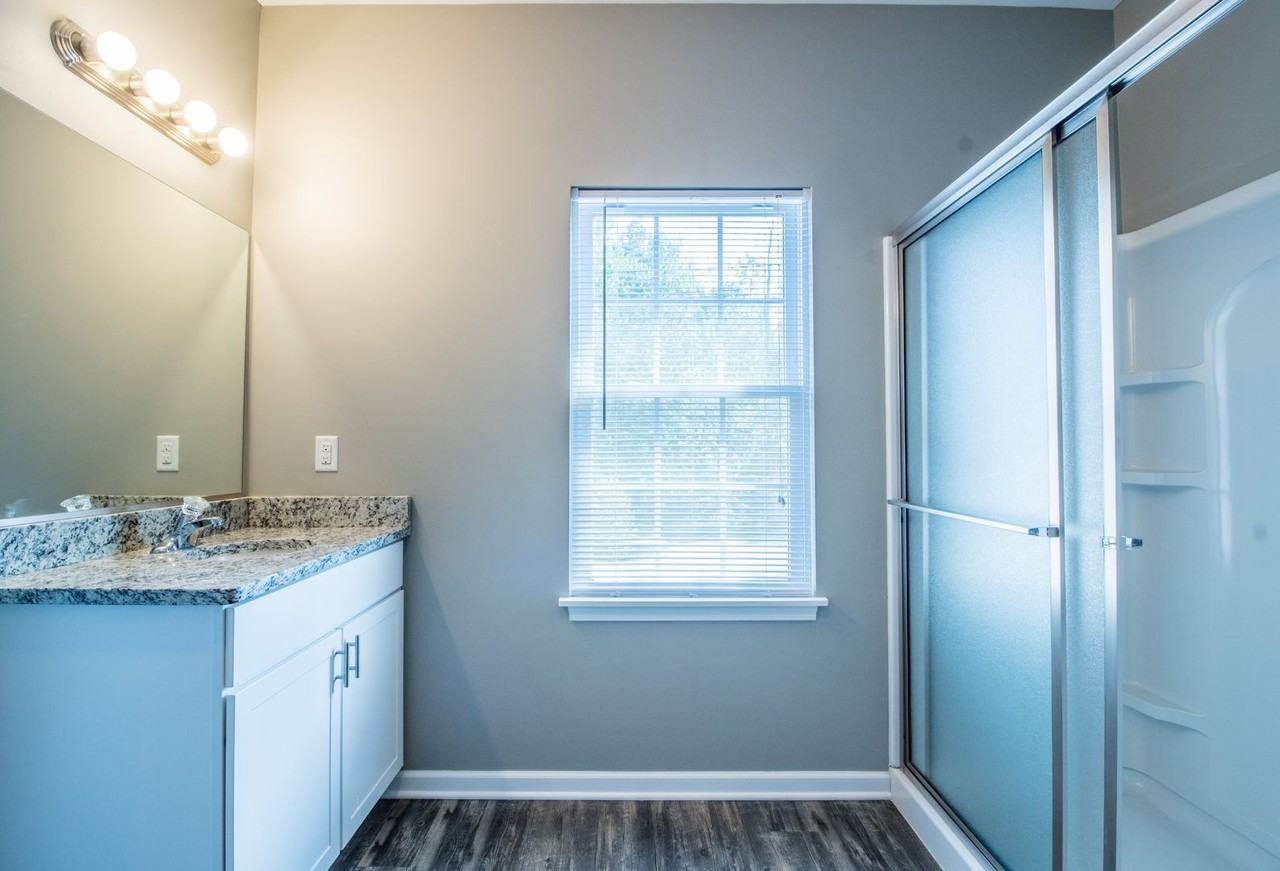 Waterford Townhomes LLC - Photo 4 of 15