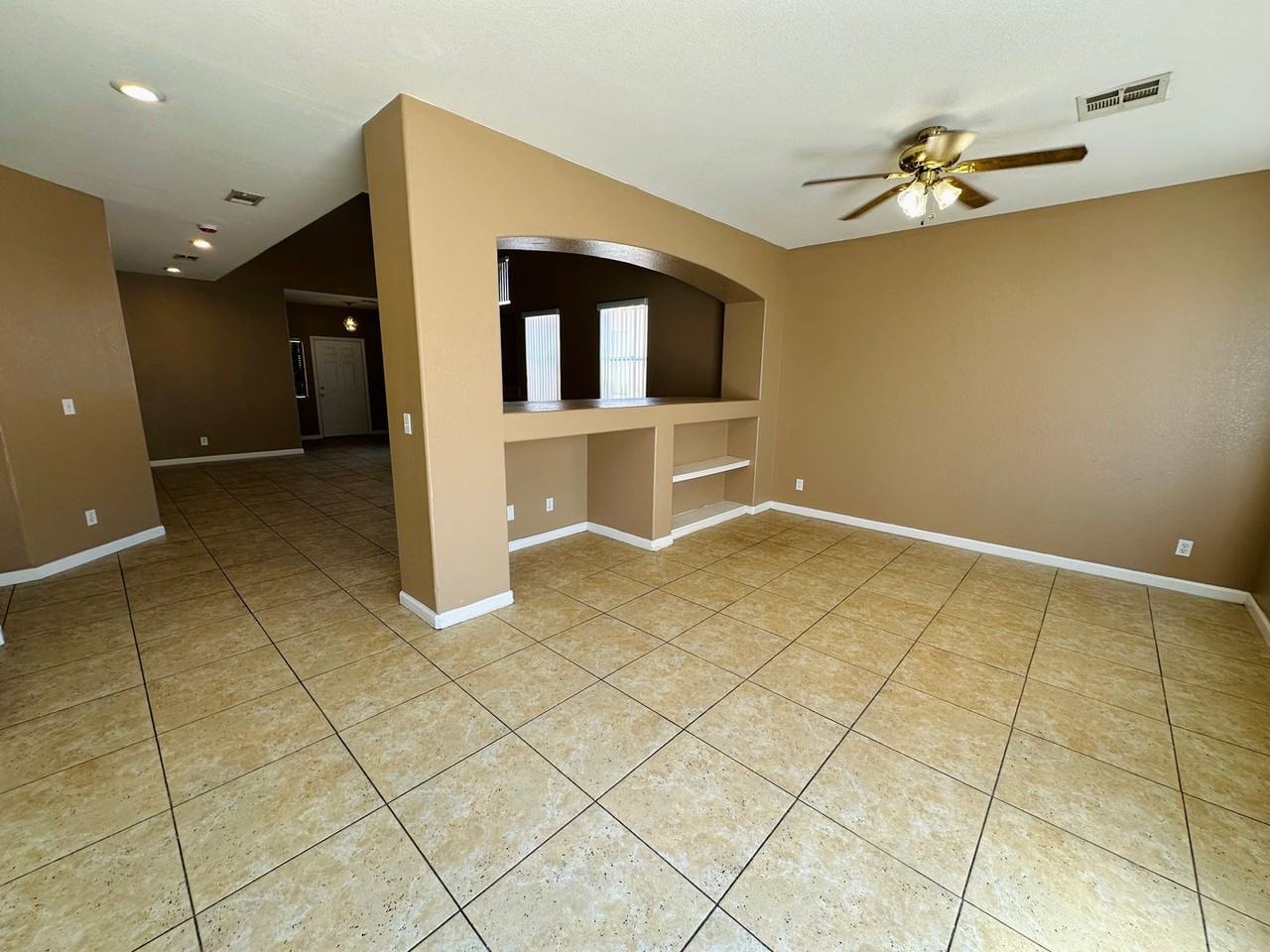 143 Willow Dove Ave - Photo 5 of 25