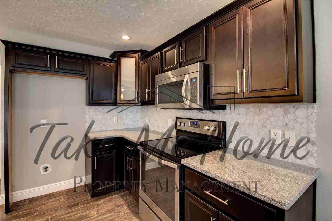 5689 E Pearson Pkwy - Photo 4 of 20