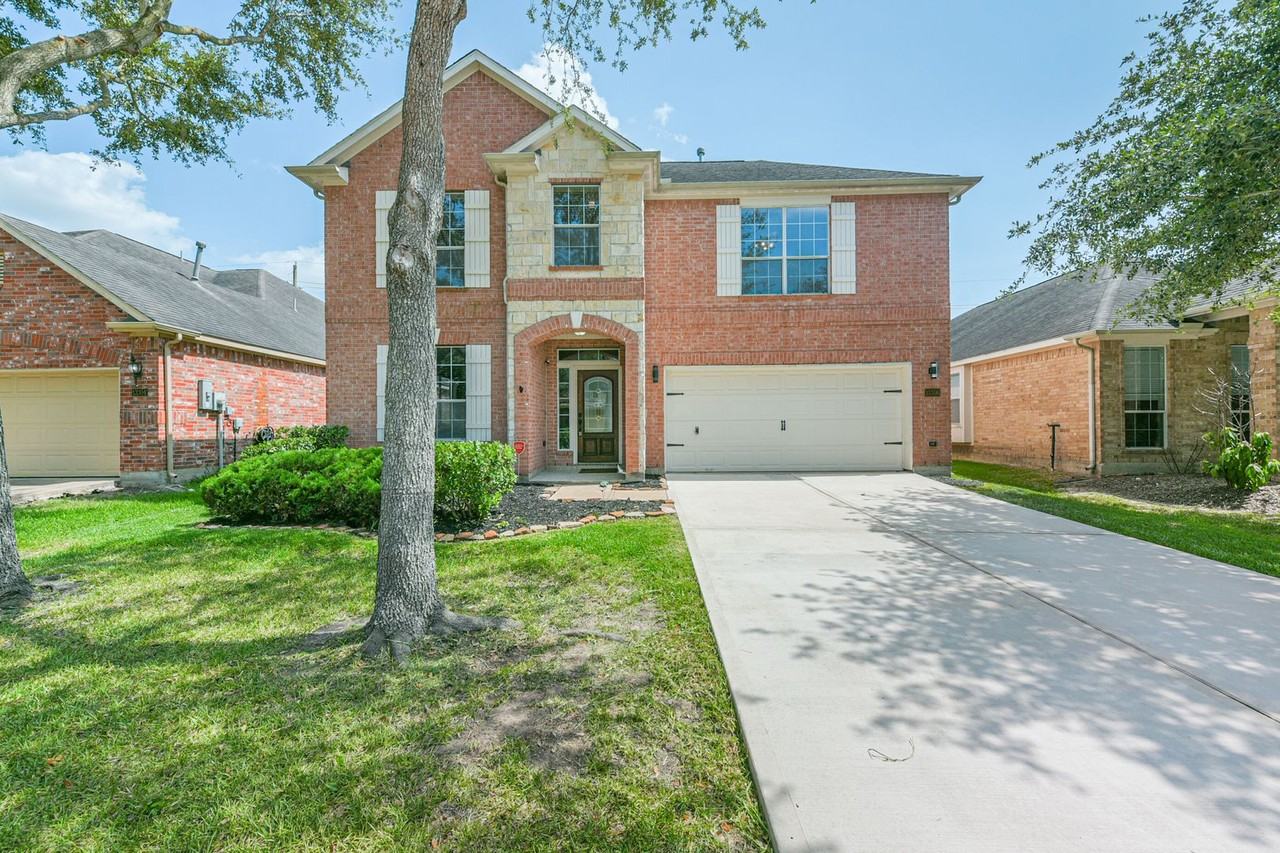 13306 Hickory Springs Ln - Photo 3 of 45
