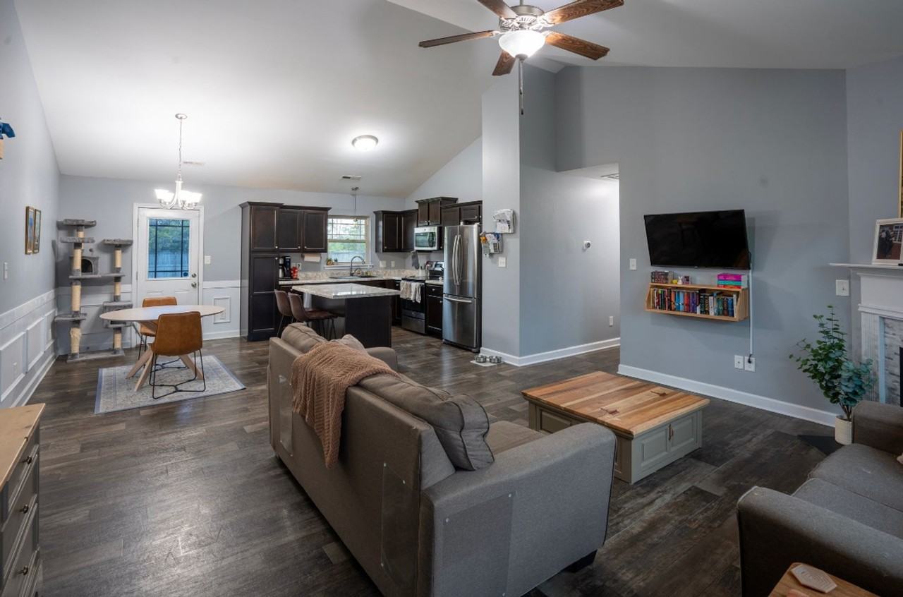 520 Deep Inlet Dr - Photo 3 of 17