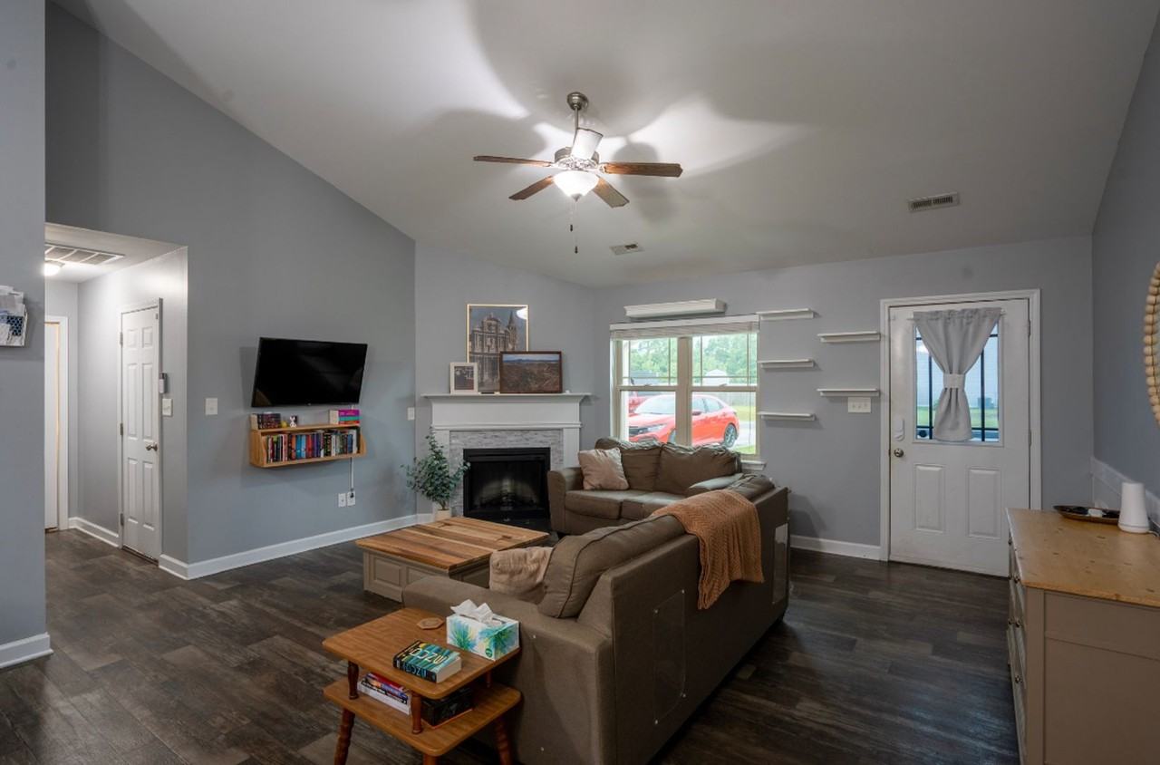 520 Deep Inlet Dr - Photo 4 of 17