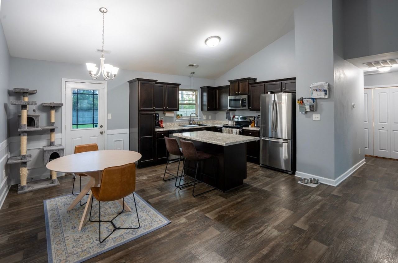 520 Deep Inlet Dr - Photo 6 of 17