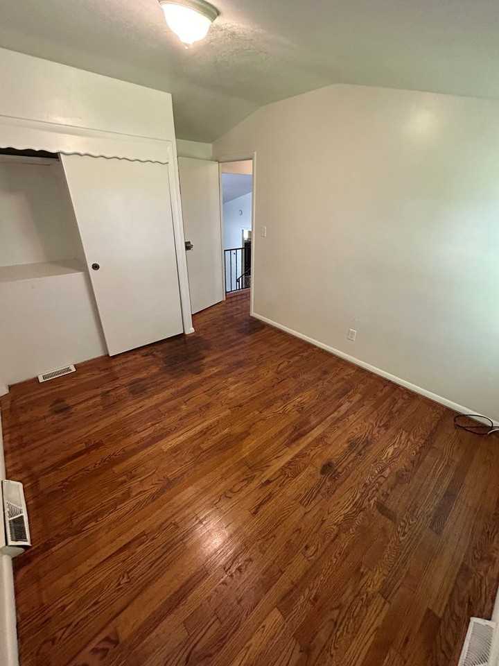 11301 Herrick Ave - Photo 2 of 15