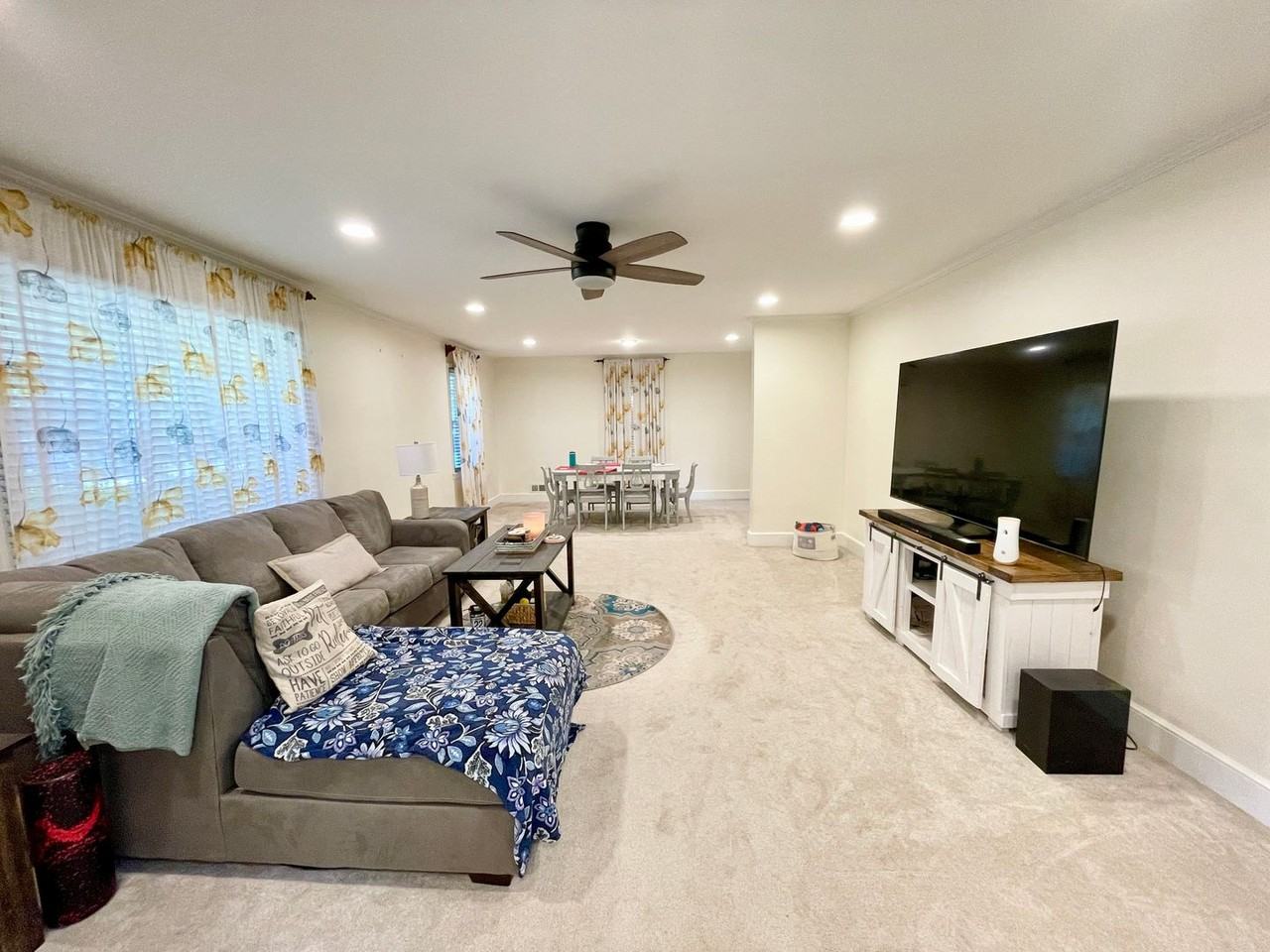 6412 Grosse Point Dr - Photo 3 of 21
