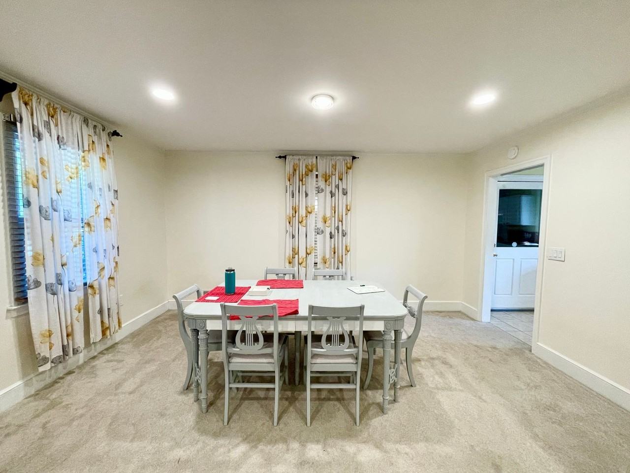 6412 Grosse Point Dr - Photo 5 of 21
