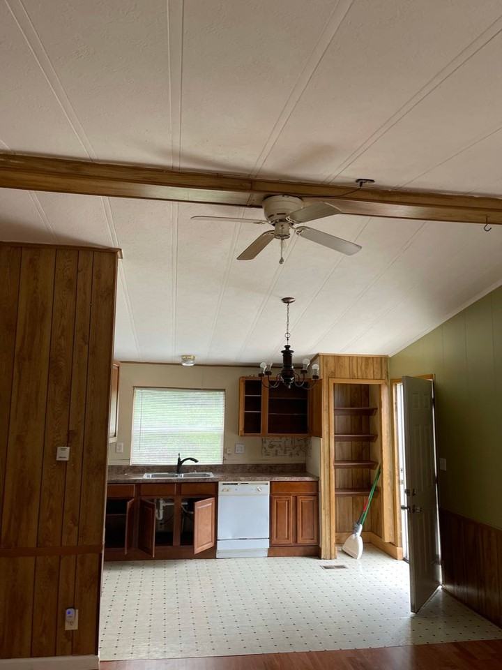 21475 Coyote Trail Unit 4 - Photo 3 of 10