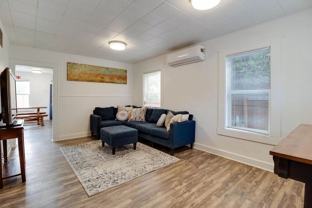 514 Northwest Harriman Street - Photo 1 of 1