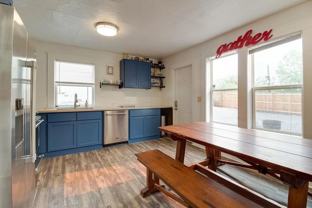 514 Northwest Harriman Street - Photo 1 of 1