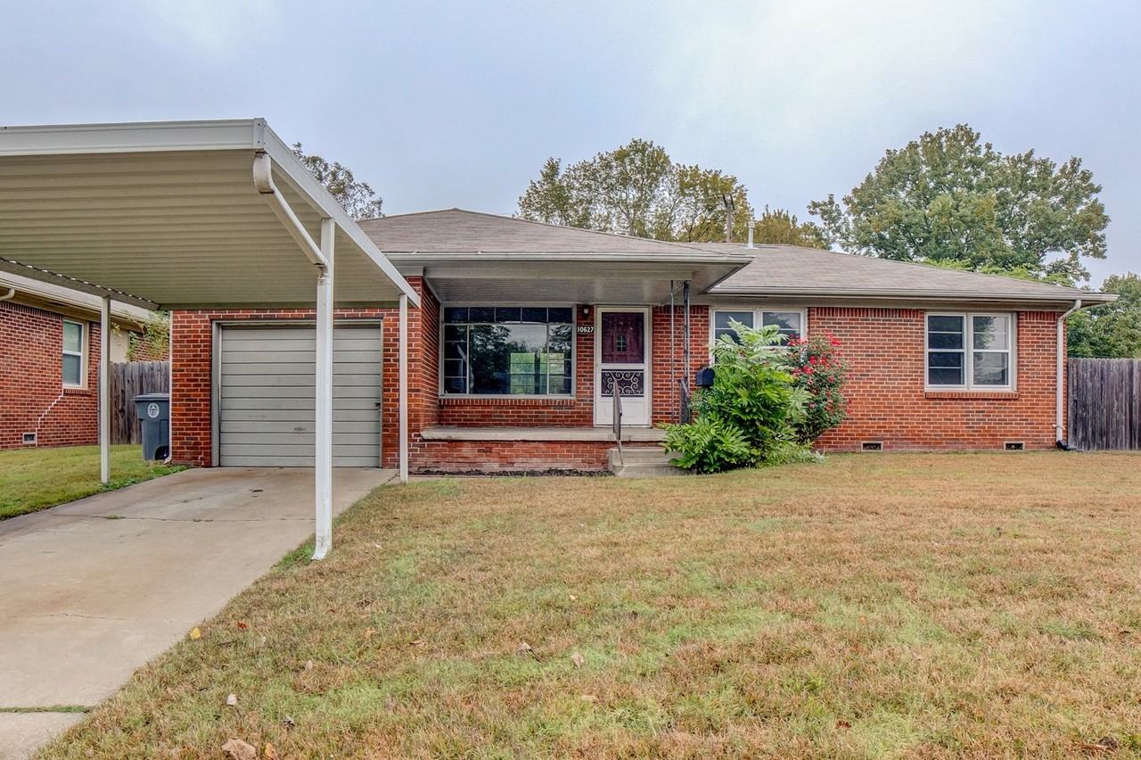 10627 E 3rd St - Photo 2 of 28