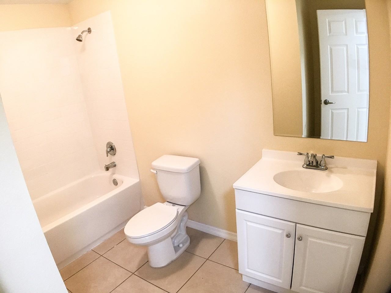 332 Dundee Dr - Photo 7 of 21