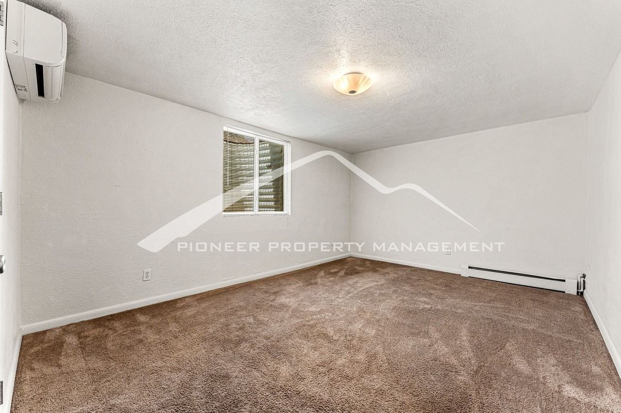 11934 W Independence Ave - Photo 3 of 13