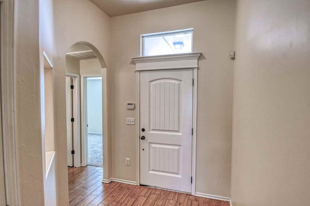11141 Sw 39th Ct - Photo 4 of 28