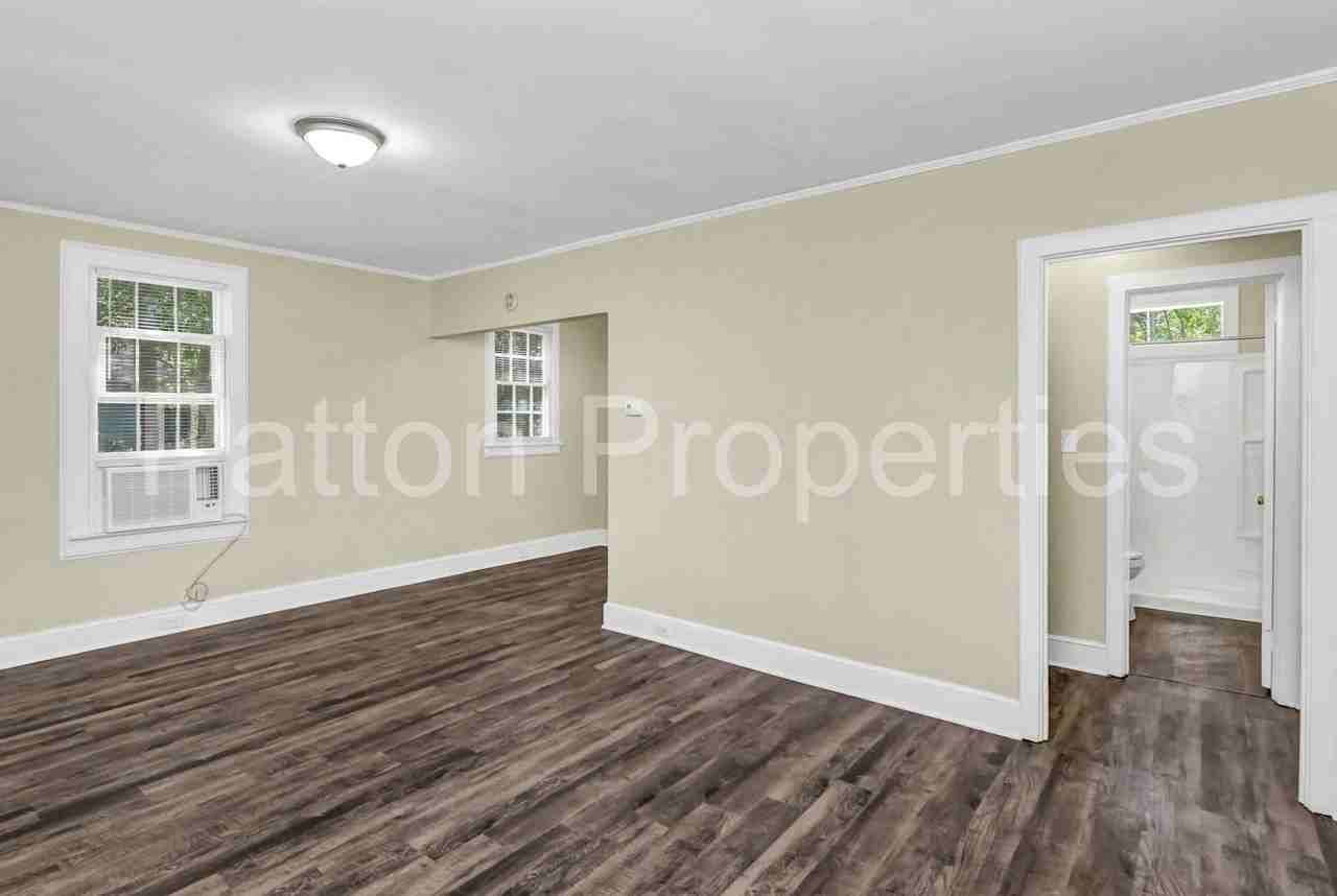 1738 Columbia College Dr - Photo 2 of 17