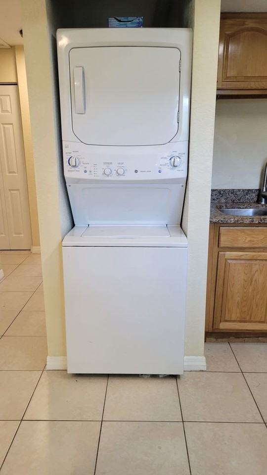 857 Ponder Ave - Photo 5 of 10