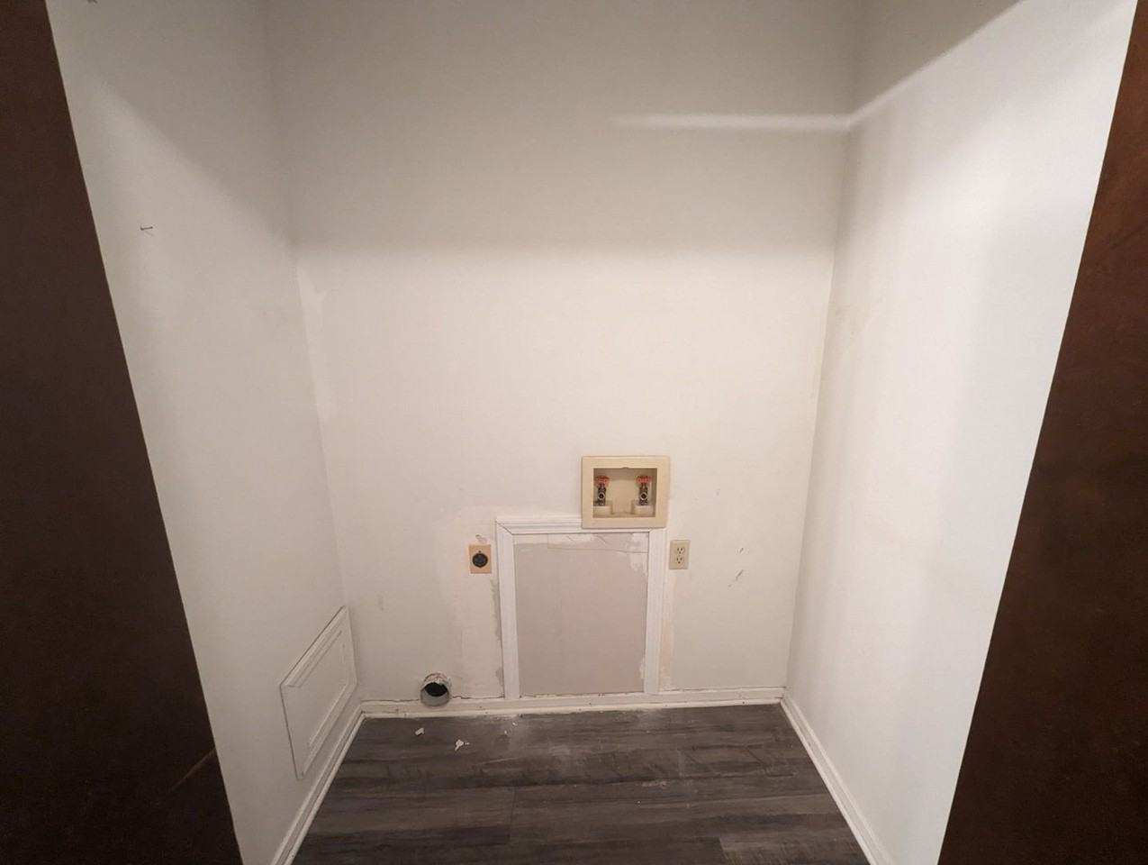 1520 E Boswell St - Photo 7 of 8