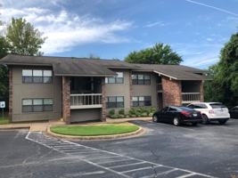featured image of 1520 E Boswell St