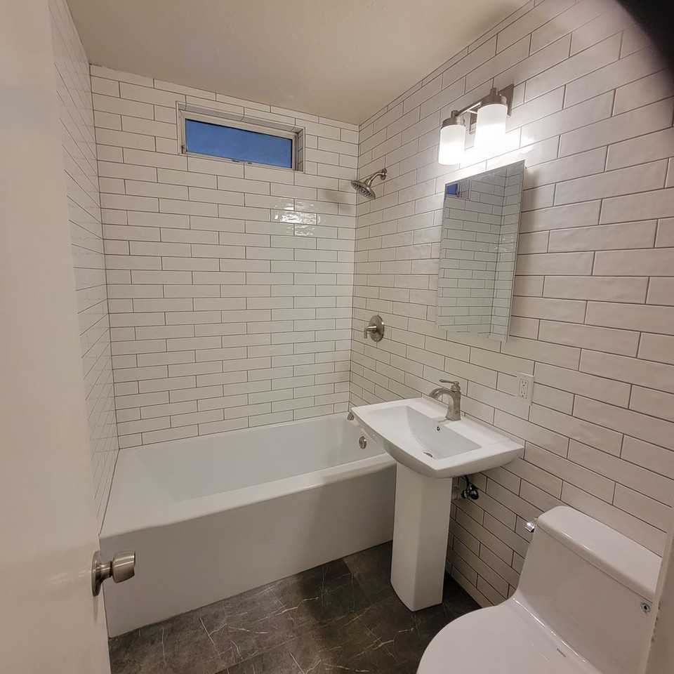 50 Foster St - Photo 2 of 13