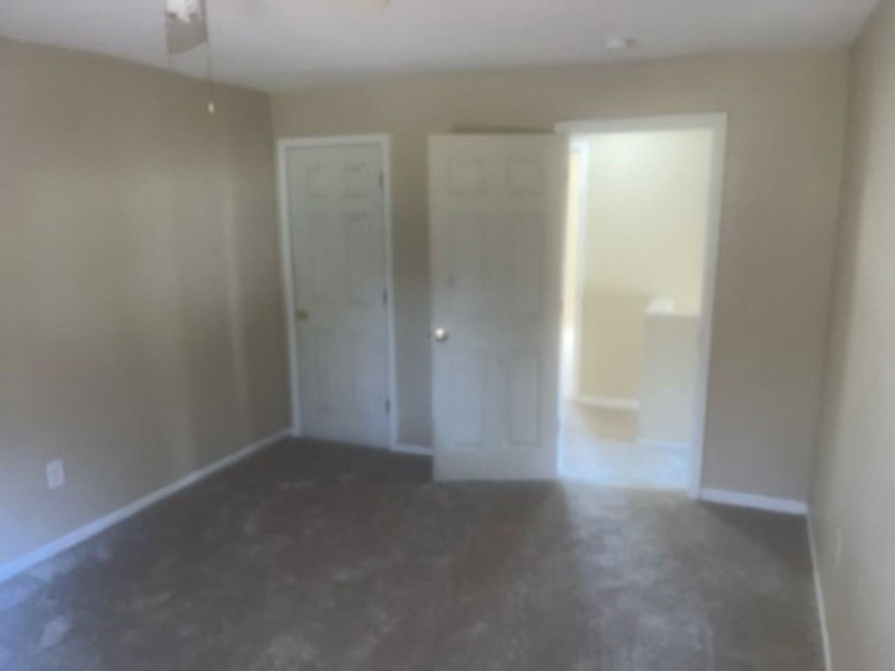 1433 Lincoln Ave - Photo 3 of 11