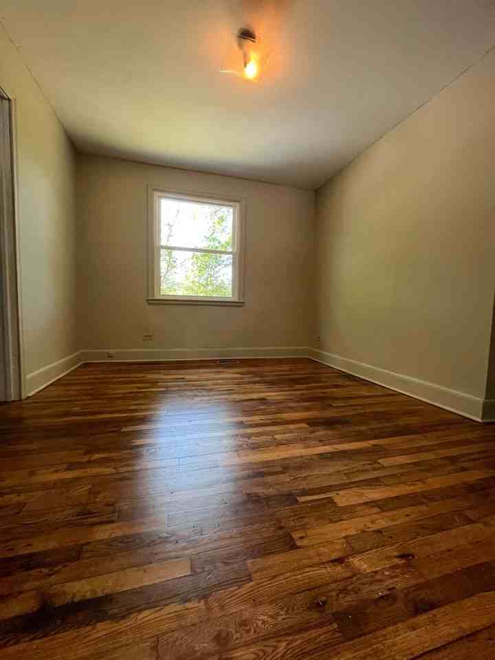 727 Anson Ave - Photo 2 of 6