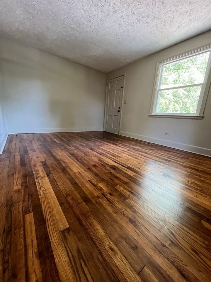 727 Anson Ave - Photo 3 of 6