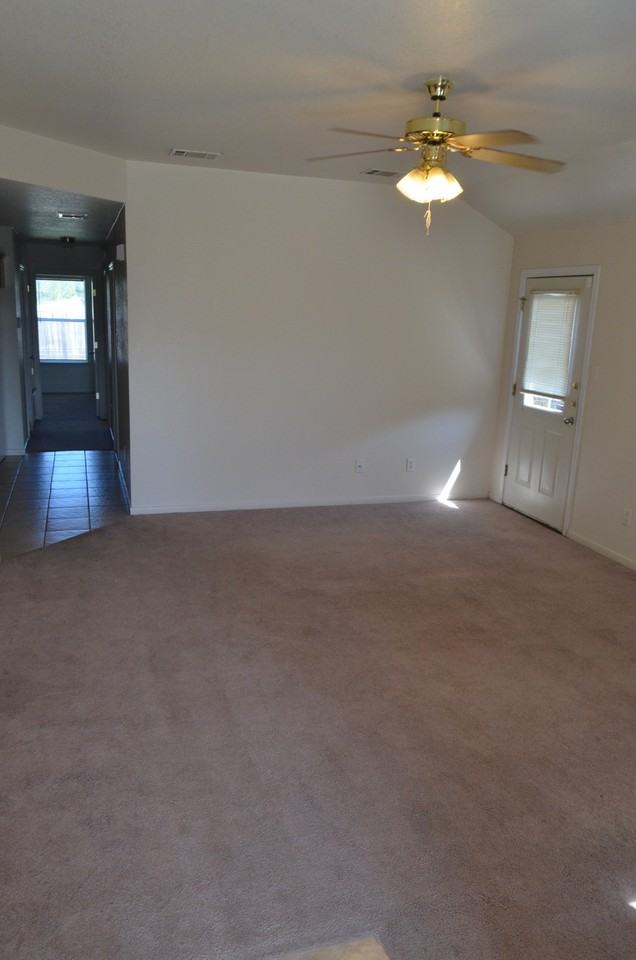 603 Bermuda - Photo 2 of 16