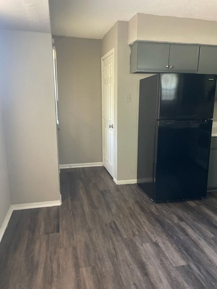 11424 Felton St - Photo 2 of 19