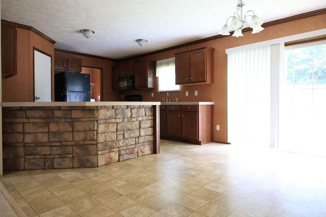 15 Deer Valley Rd - Photo 3 of 12