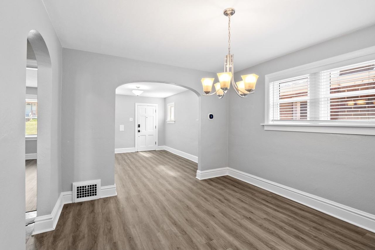 3459 Macklind Ave - Photo 7 of 33