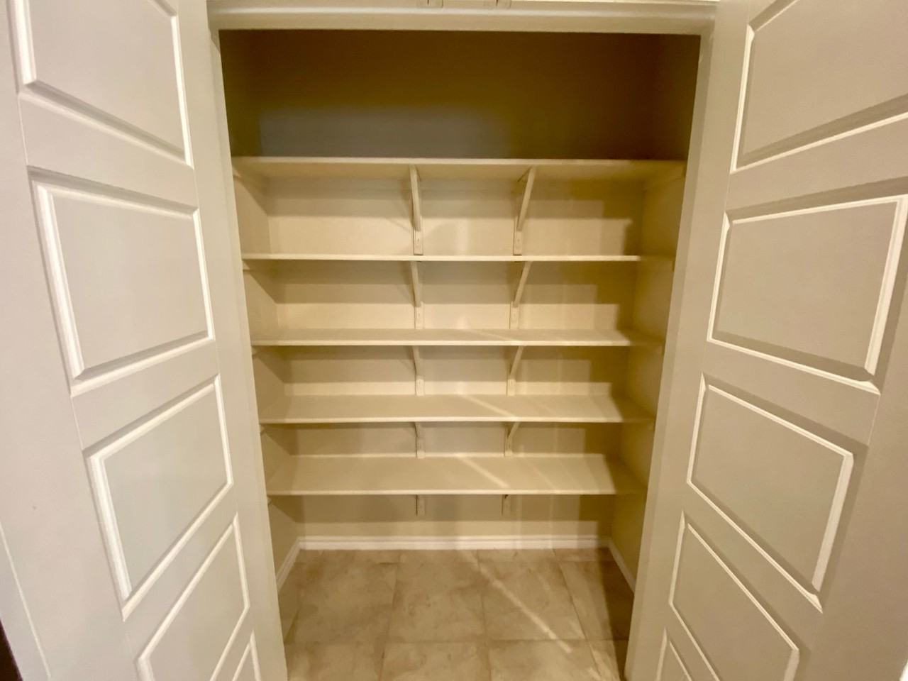 4330 Brigadier Dr - Photo 6 of 28