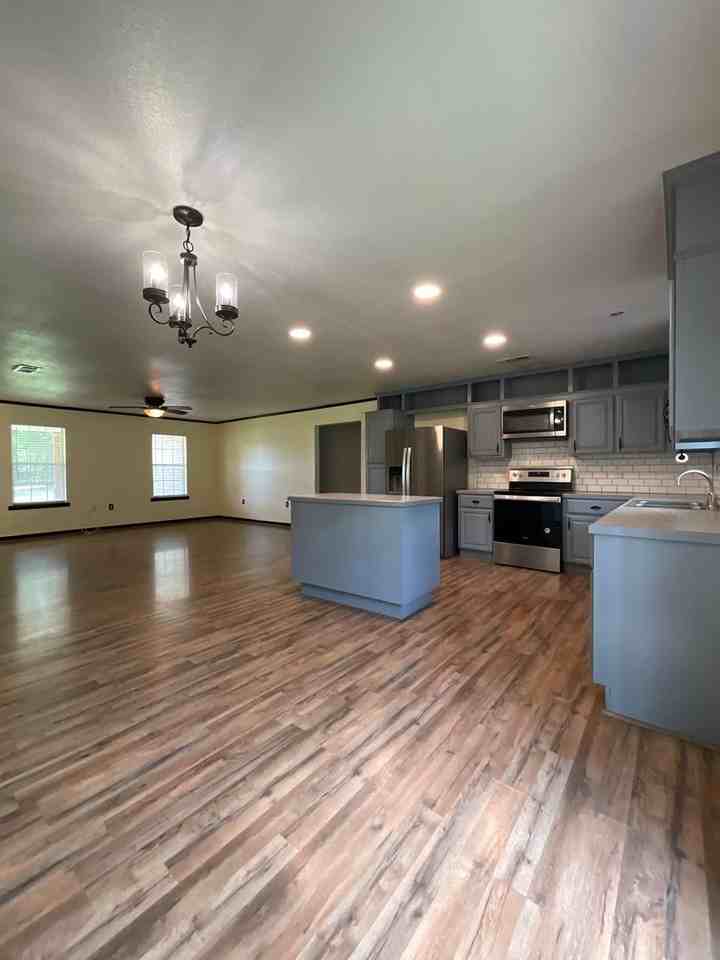 1303 Jeane Chapel Rd - Photo 6 of 27