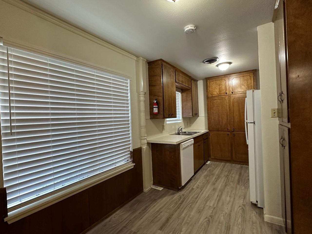 4805 Lavaca Dr #1 - Photo 4 of 10