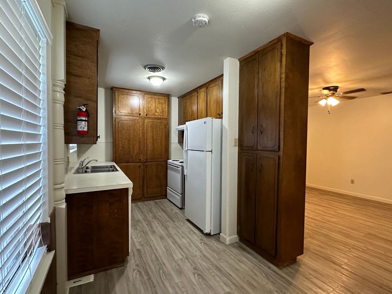 4805 Lavaca Dr #1 - Photo 5 of 10