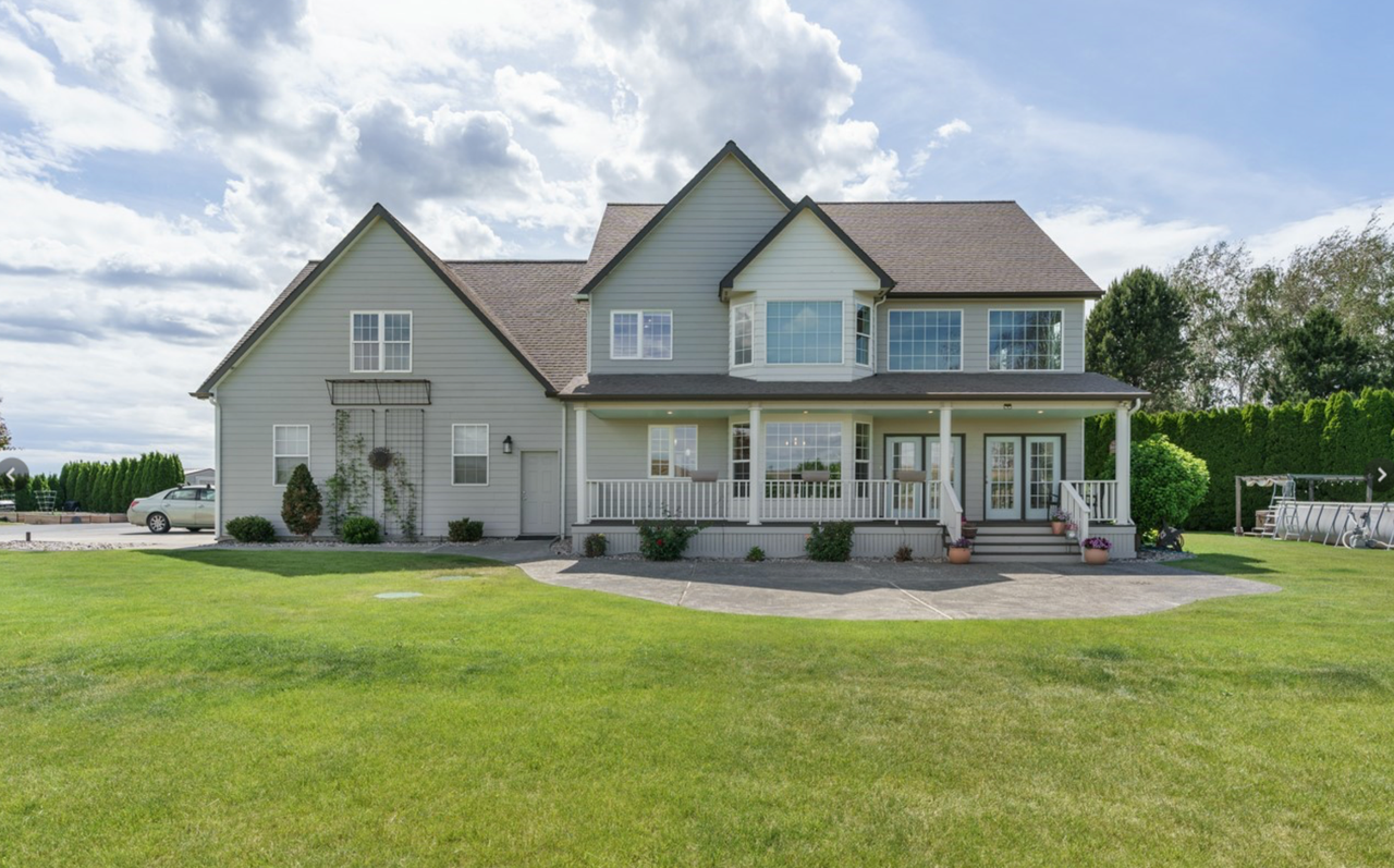 6522 Road K Ne - Photo 3 of 25