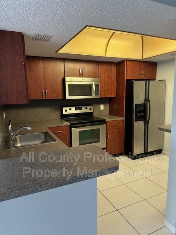 5550 Nwstreet #410B - Photo 2 of 10