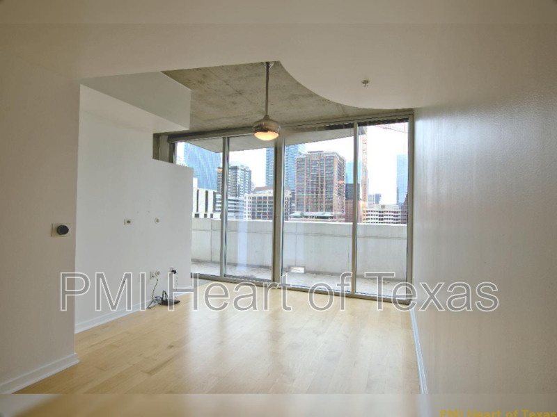 360 Nueces St #913 - Photo 6 of 32