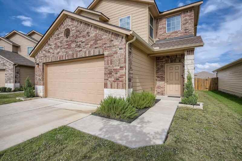 12106 Greywacke Dr - Photo 3 of 28
