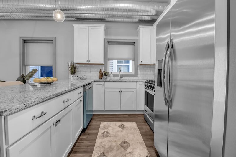 1021 Lafayette Ave - Photo 2 of 9