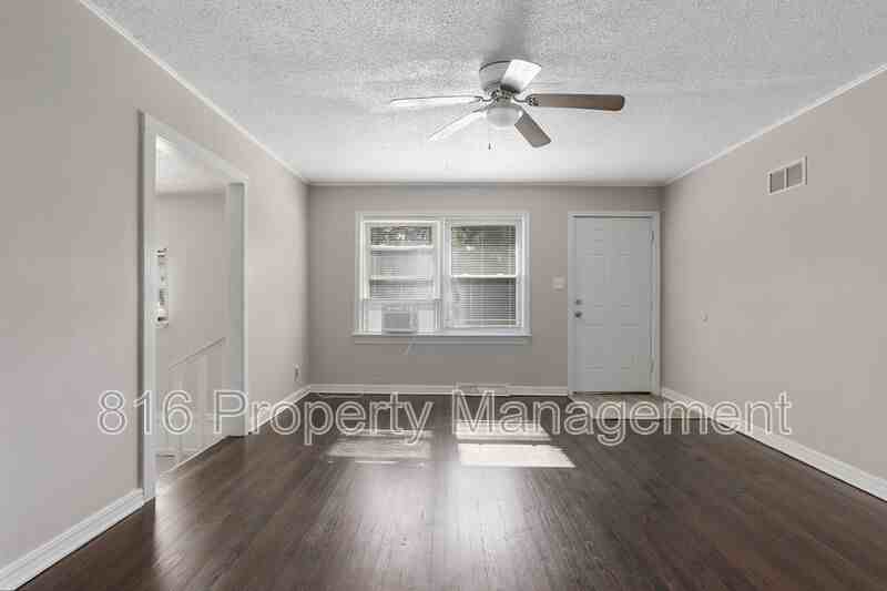 4004 Cleveland Ave - Photo 3 of 19