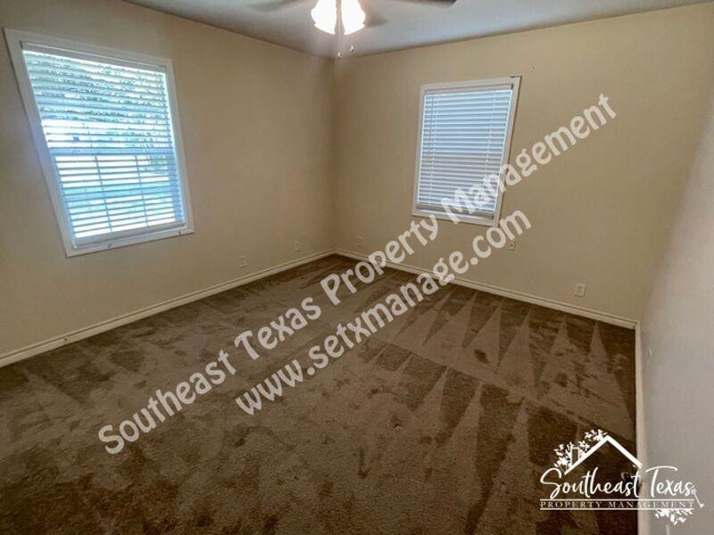 11388 Williford Rd - Photo 6 of 14