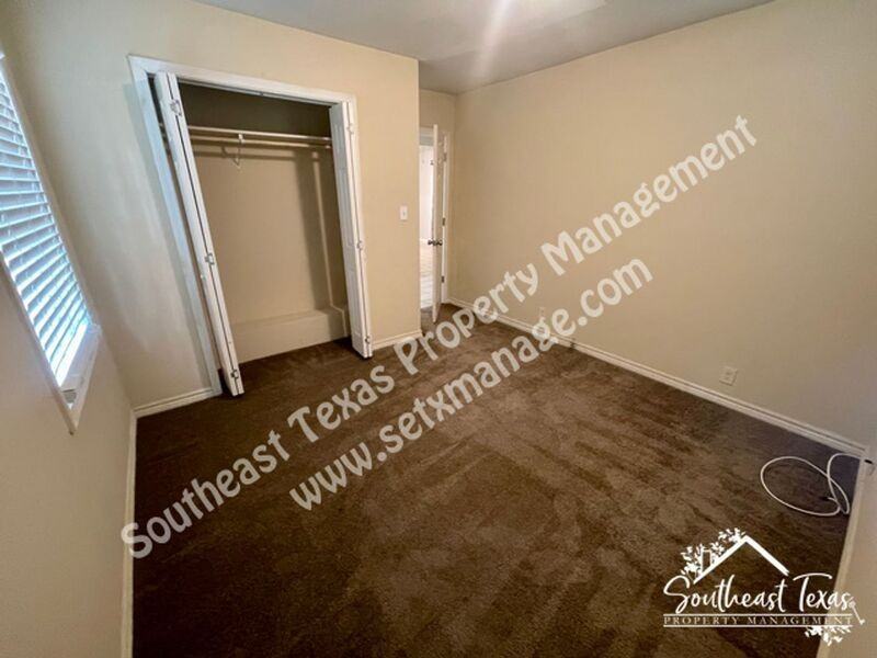 11388 Williford Rd - Photo 7 of 14