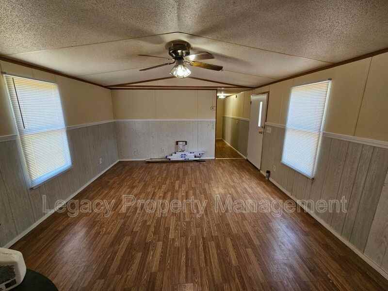 470 Green Pasture Ln - Photo 2 of 15